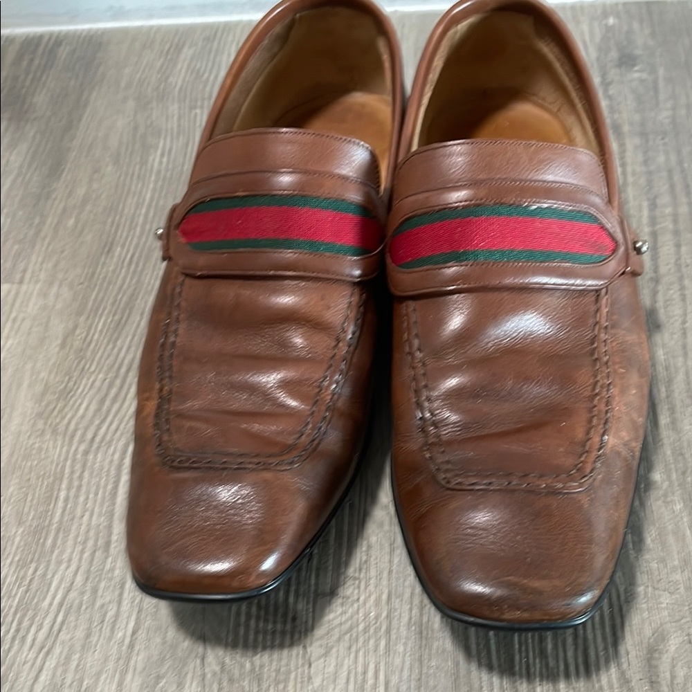 Gucci Brown and Red Leather Loafers Slip-Ons made in italy US size 8